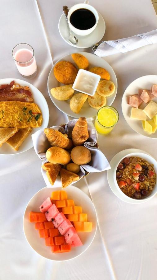 Wyndham Garden Hotel 3*