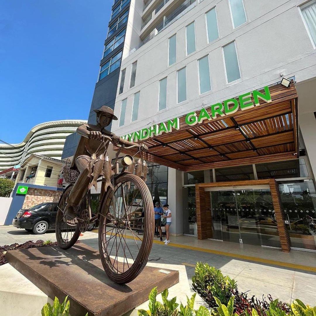 Wyndham Garden Hotel 3*
