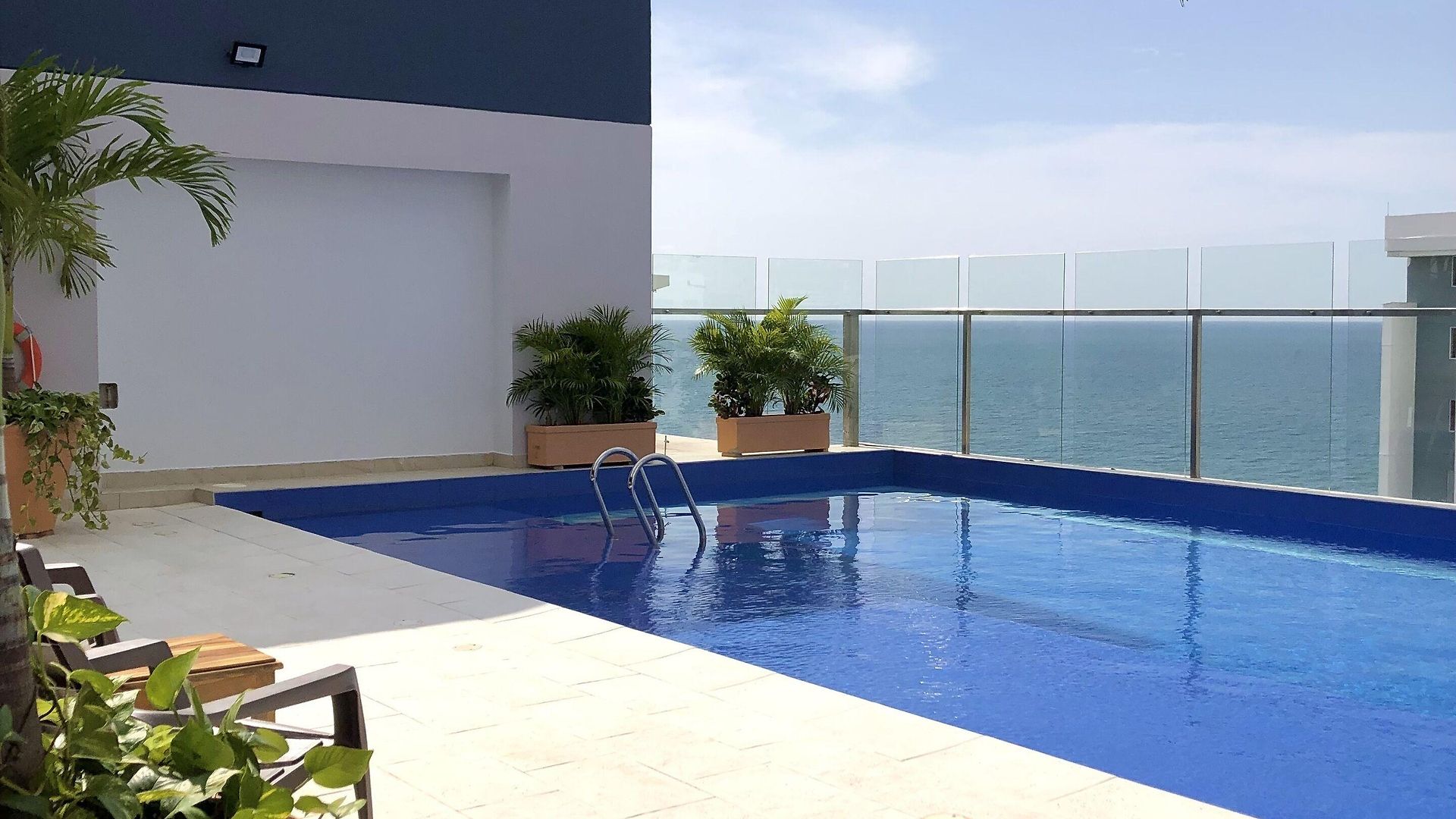 Wyndham Garden Hotel 3*