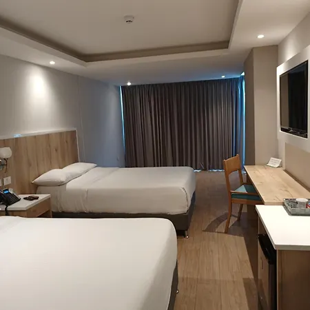 Wyndham Garden Hotel