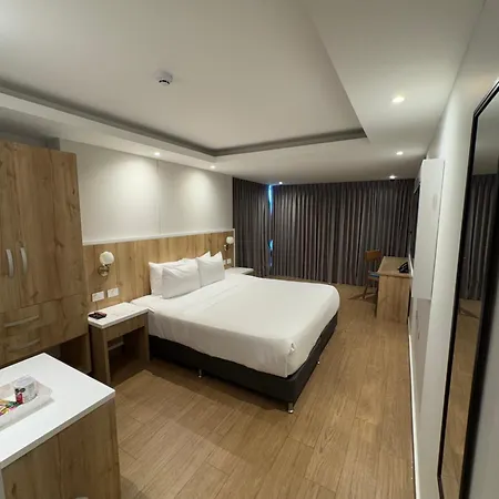 Wyndham Garden 3*