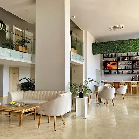 Wyndham Garden Hotel