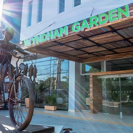 Wyndham Garden Hotel 3*