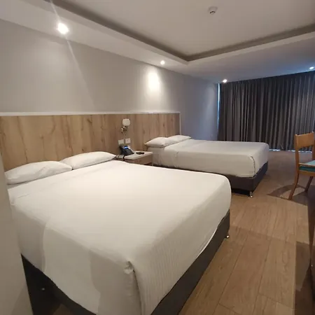 Wyndham Garden Hotel
