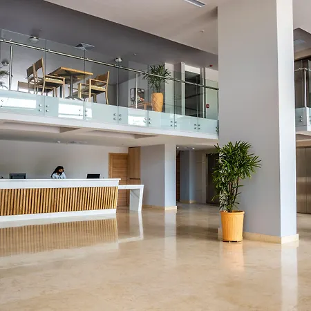 Wyndham Garden Hotel