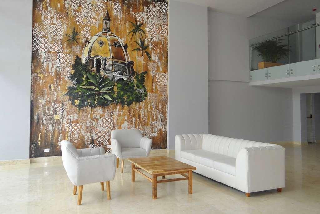 Wyndham Garden Hotel 3*